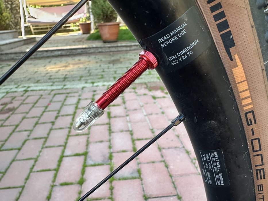 Canyon Grizl CF Gravel