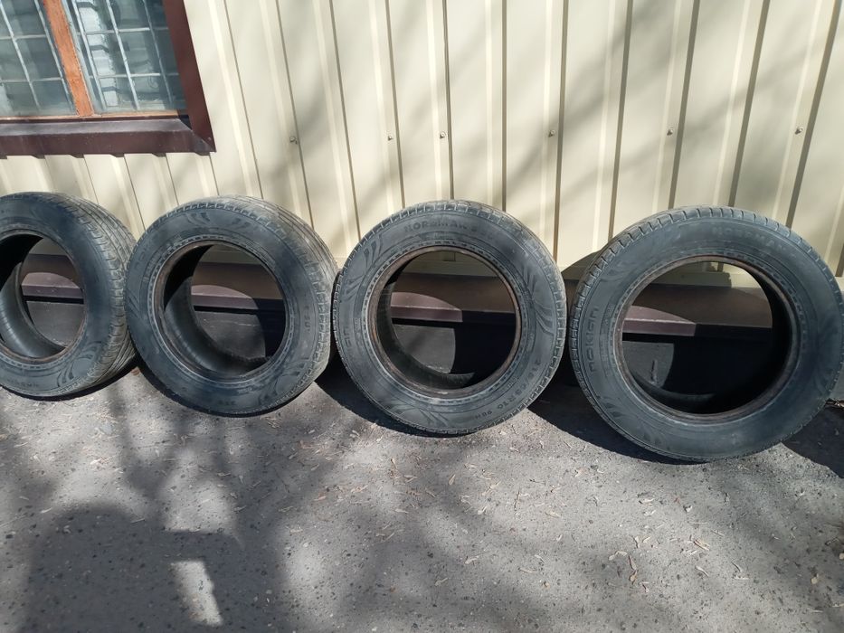 Автошины нокия 215\65\16