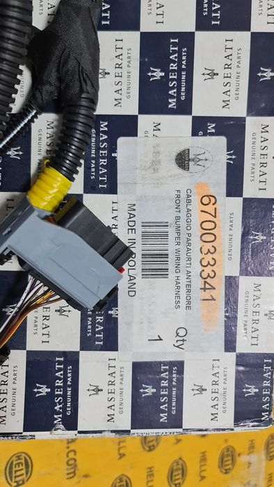 NOU Instalatie electrica cablaj bara fata senzori Maserati Levante 670033341