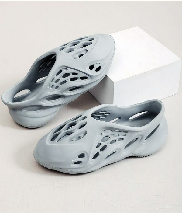 ADIDAS Yeezy Foam Runner