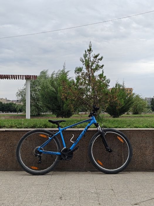 продам велосипед Giant ATX