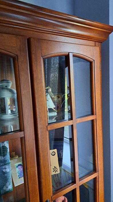 Витрина натуральное дерево