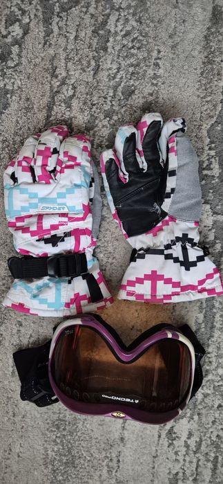 Costum ski Spyder 8 ani