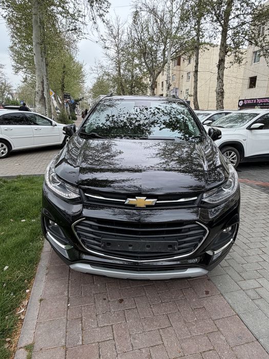 Продаёться трекер 1 в идеальном состояние без вложение имееться торг