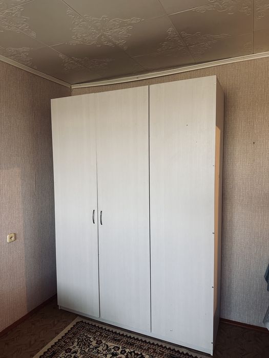 Продам шкаф 2.20|180