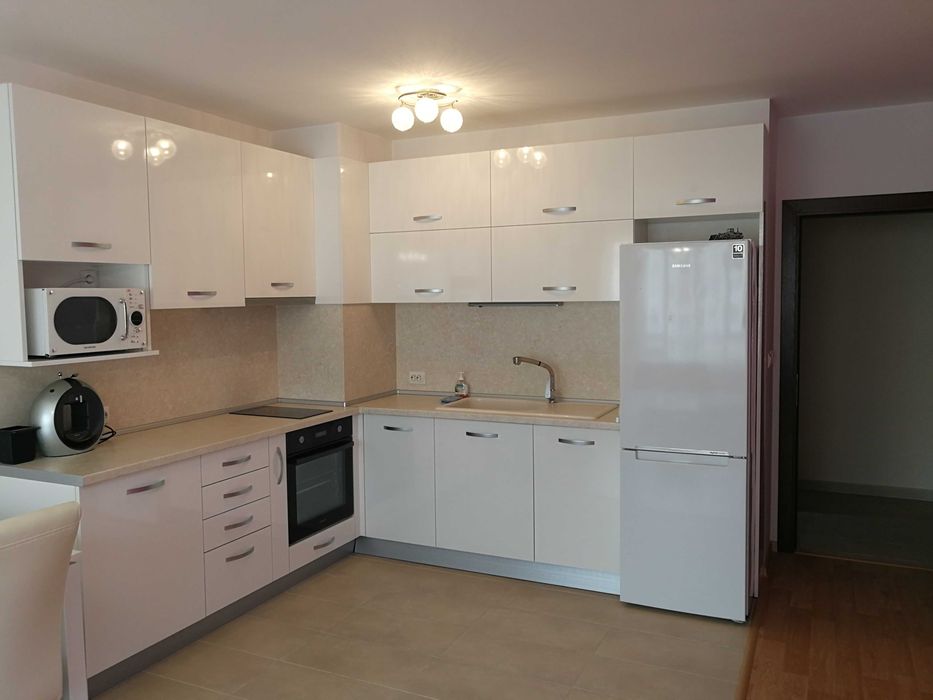 Дава се под наем Двустаен апартамент в Варна, Възраждане 1 - 60 кв.м за 435 € - Снимка #3