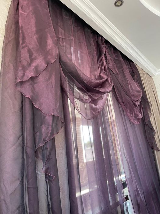 Шторы для окна у лестницы