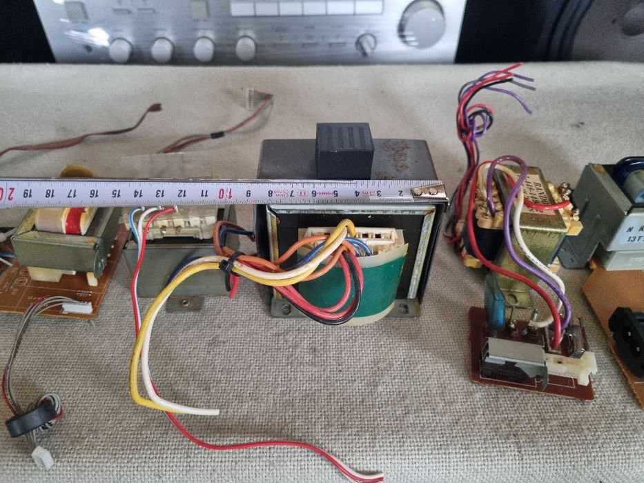 Pachet Transformatoare mici+traf Denon . Perfecta stare.