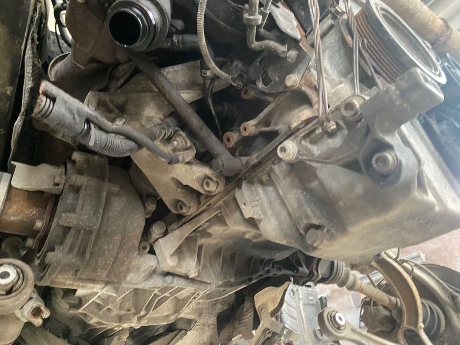 Vând motor Audi a4 b8 2.0 tdi 170cai