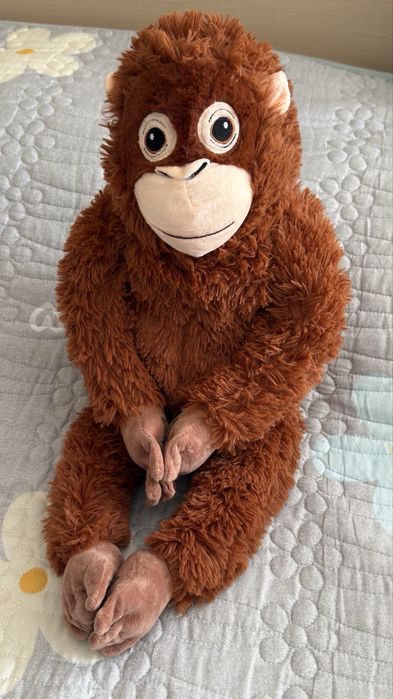 Пънч плюшена маймуна/Punch the monkey’s orangutan