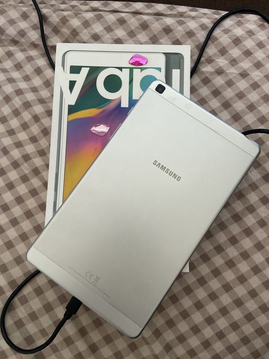 Samsung Galaxy Tab A 8.0 (2019), [32GB/32GB+4G], stare foarte bună