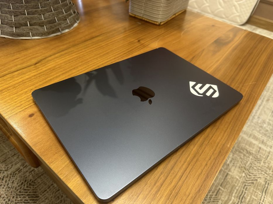 MacBook Air 13 inch M2 16/1Tb