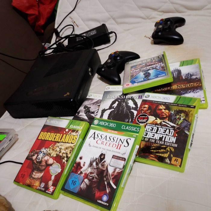 Xbox360 в много добро състояние запазена
