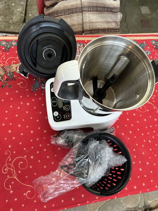 Robot de bucatarie multifunctional Moulinex,functie gatire 5 programe