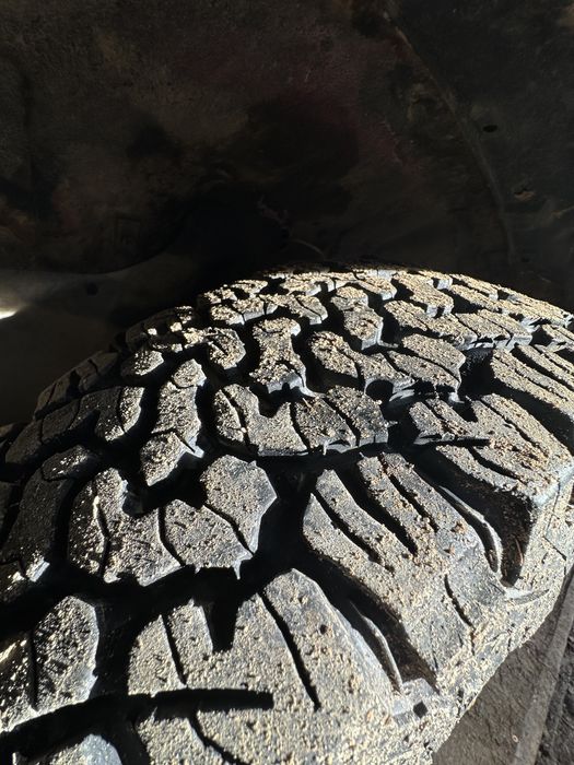 Леки Японски джанти 16-ки и BF Goodrich all Terrain