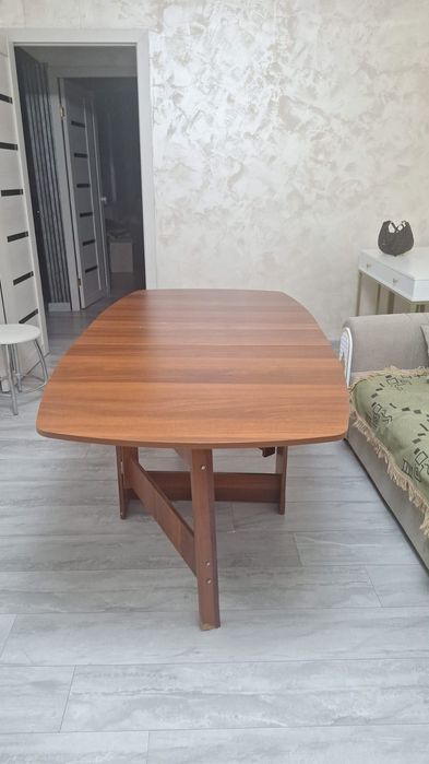 Большой стол трансформер