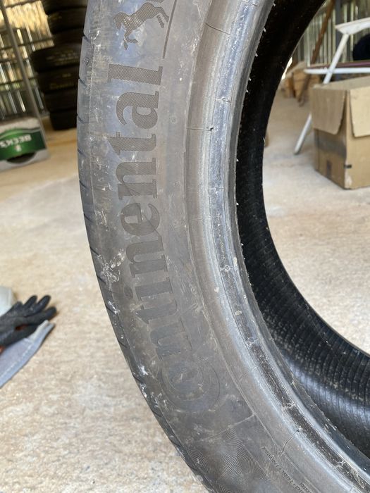 255/45/20 Континентал Летна  Един Брой