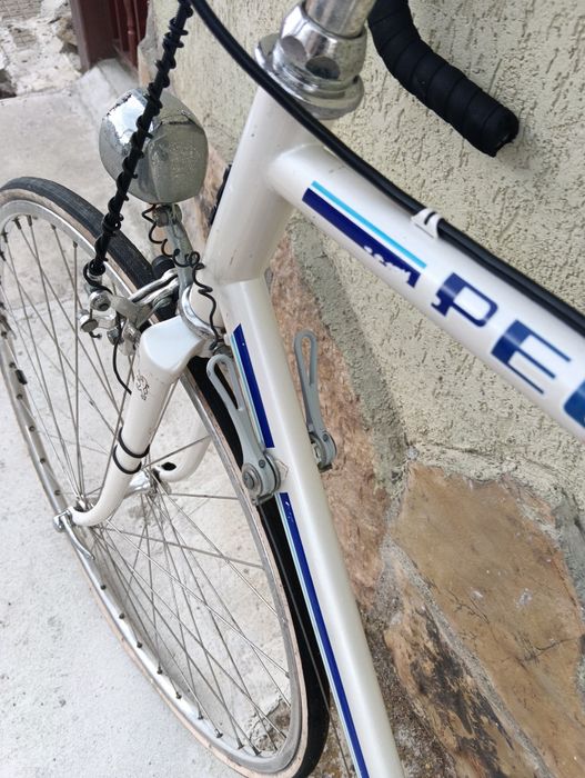 Ретро Шосеен бегач,( PEUGEOT).