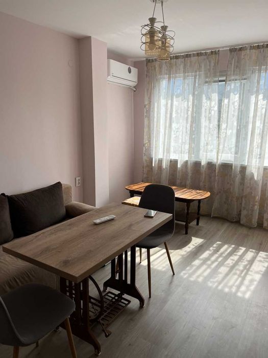 Дава се под наем Двустаен апартамент в Силистра, Митница - 65 кв.м за 357 € - Снимка #2