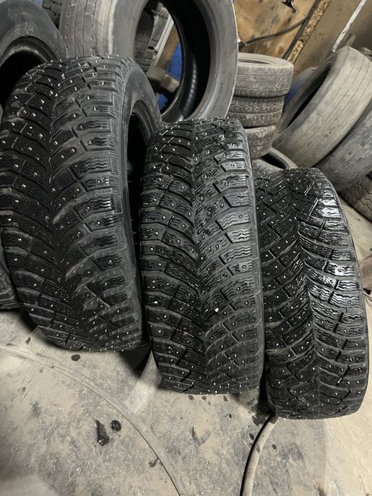 Продам 205/55R16 michelin