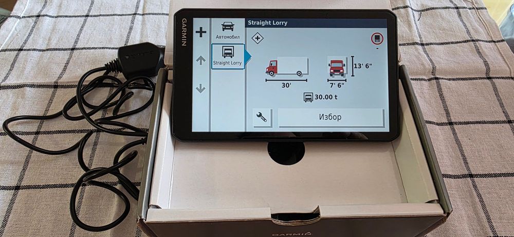 Навигация за камион Garmin Dezl LGV700 7 инча карти за цяла Европа