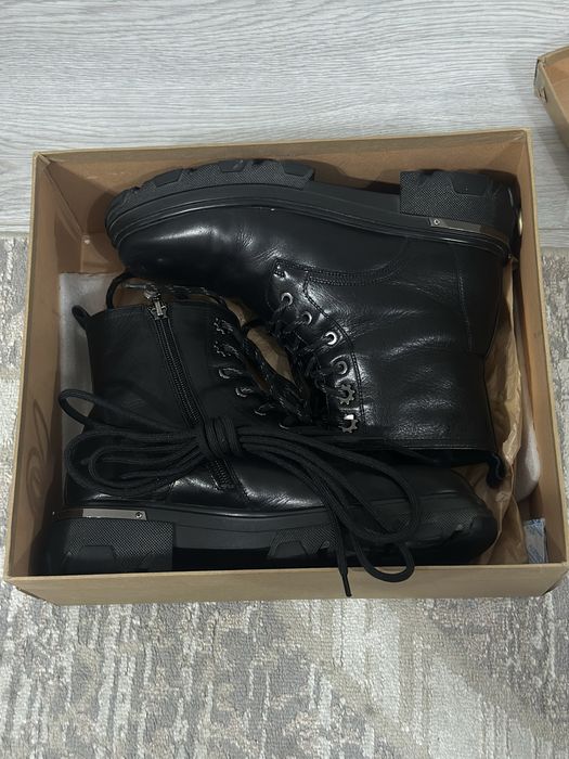 Стильные кожаные ботинки Anemone!