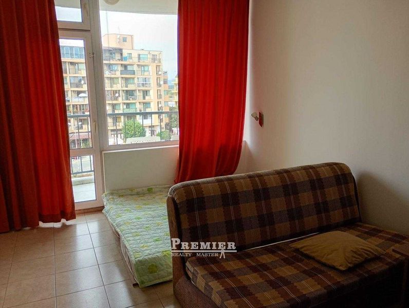 Продава се Едностаен апартамент в к.к. Слънчев бряг - 35 кв.м за 1398 €/кв.м - Снимка #4