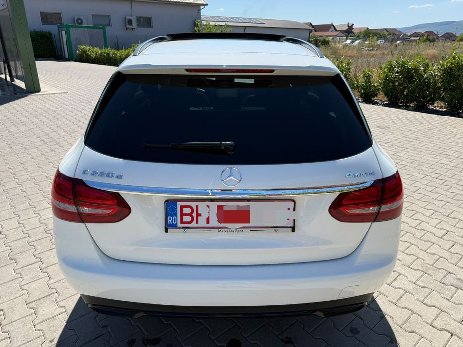 Mercedes-Benz C220d 9G-Tronic 4 Matric
