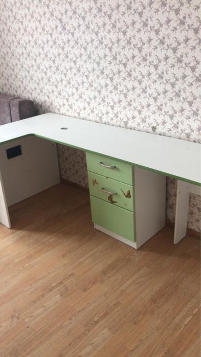 Отдам бесплатно мебель