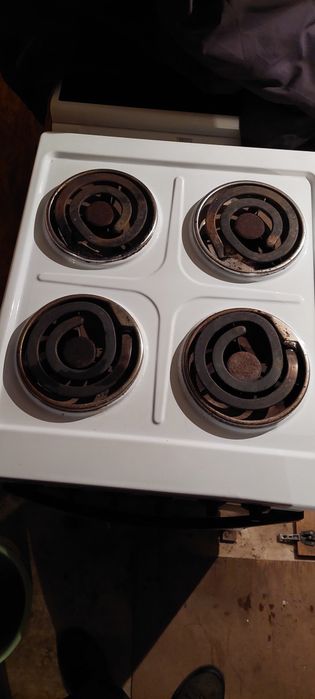 Продам элекроплиту