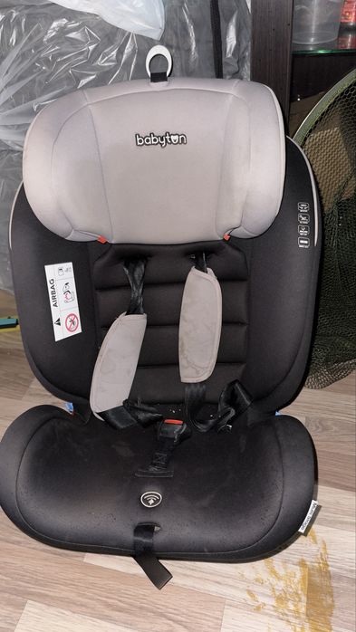 Продам авто кресло детское