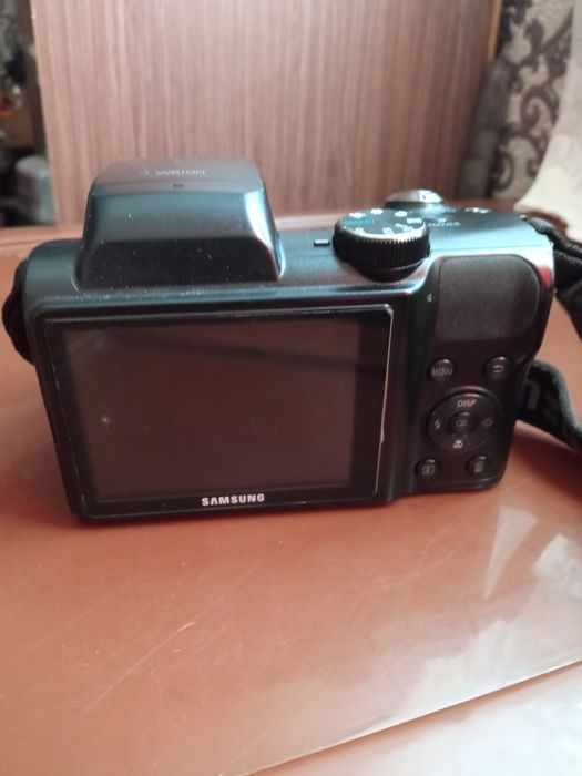 Продается цыфровой фото аппарат Самсунг.