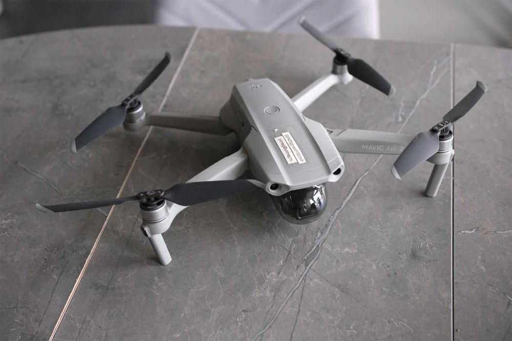 Дрон DJI Mavic Air 2 Combo в идеальном состоянии