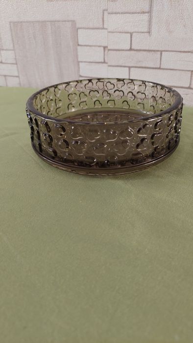 Стаканы,тарелки,кастрюли..