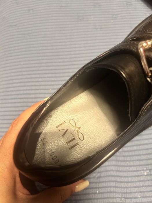 Продам ботинки ILVI
