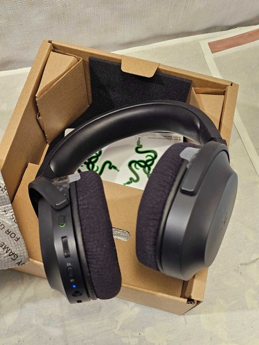 Casti gaming Razer Barracuda x jocuri games