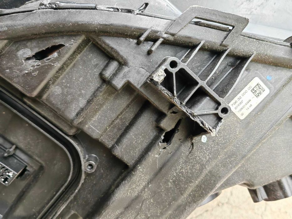 Фар Opel Astra K LUX LED десен / Фар Опел Астра К LED Оригинален