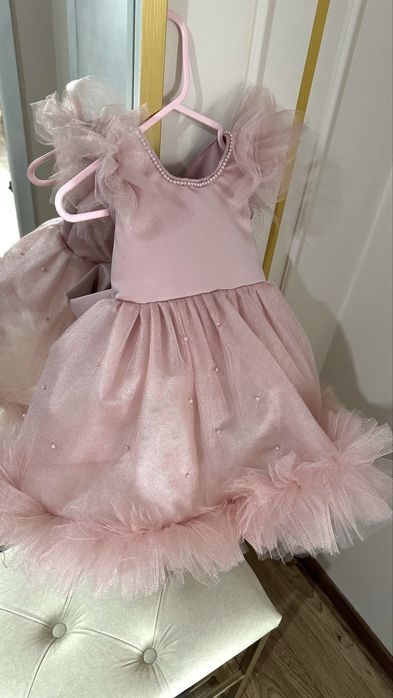 Платье на годик. (Размер 80-100см )