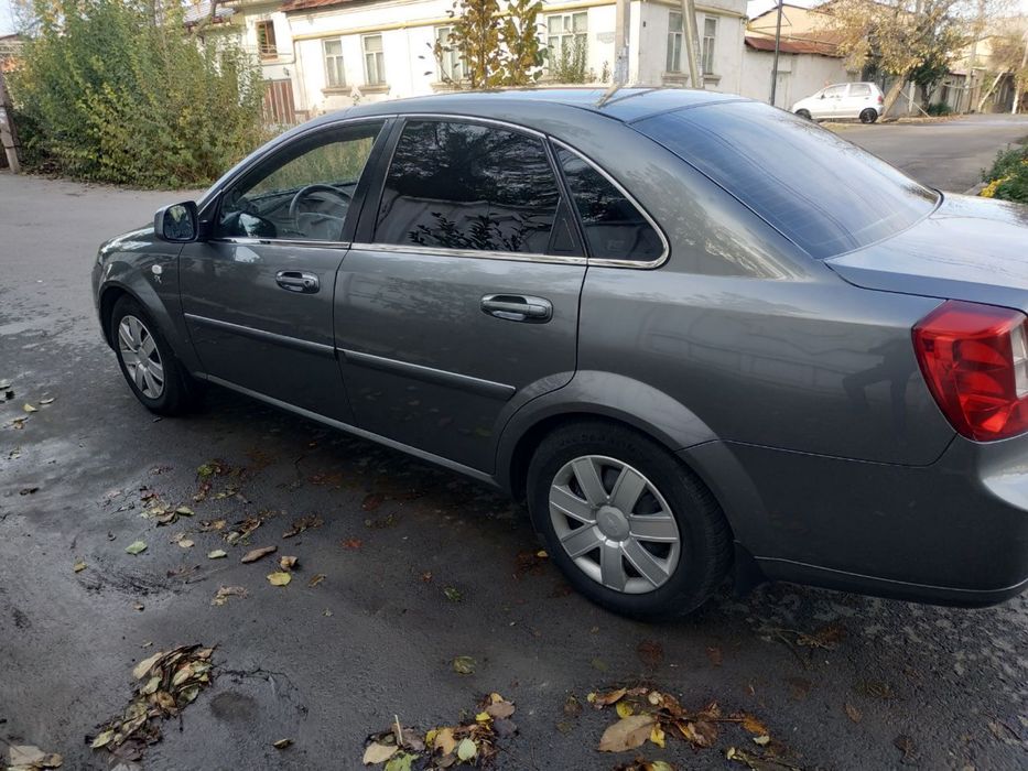 Жентира афтомобил мотилади