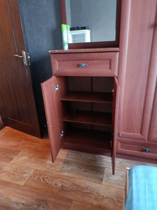 Сдам комнату в малосемейки.