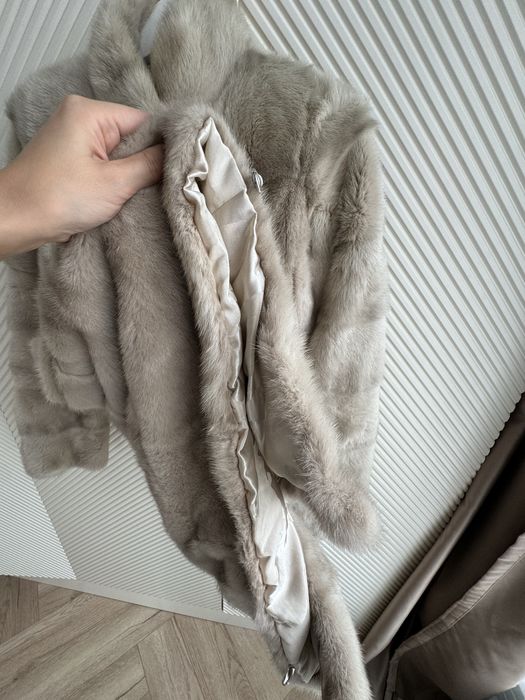 Продам норковую шубу