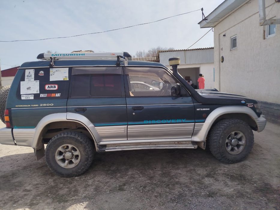 Машина Mitsubishi pajero intercooler turbo