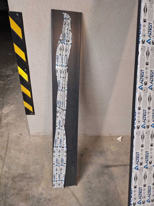 Алуминиев подпрозоръчен перваз - цвят Антрацит RAL 7016