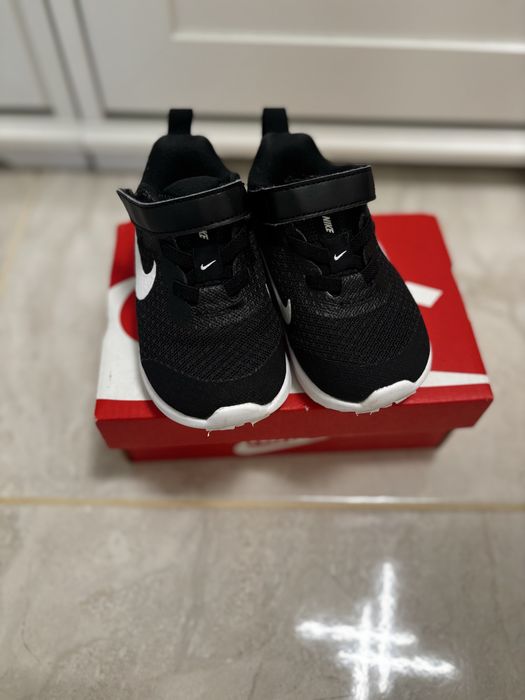 Маратонки - 20,21 размер new balance, nike, adidas, mango
