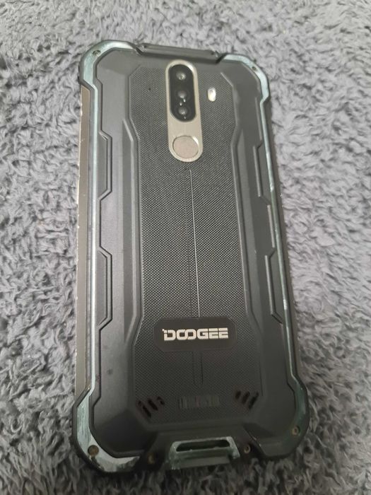 Telefon Dogee de 64 gb