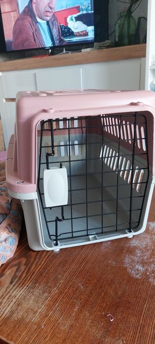 Продам переноску для животных