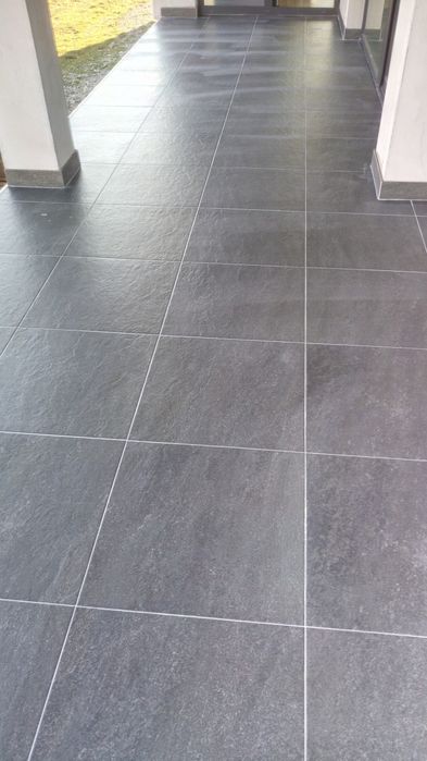 amenajări interioare gresie faianță  CALITATE RAPIDITATE SERIOZITATE