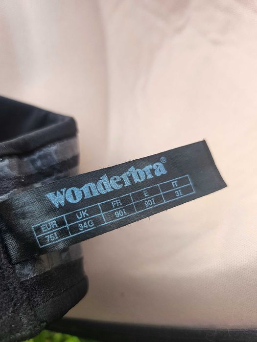 Wonderbra сутиен 75I без презрамки голям размер
