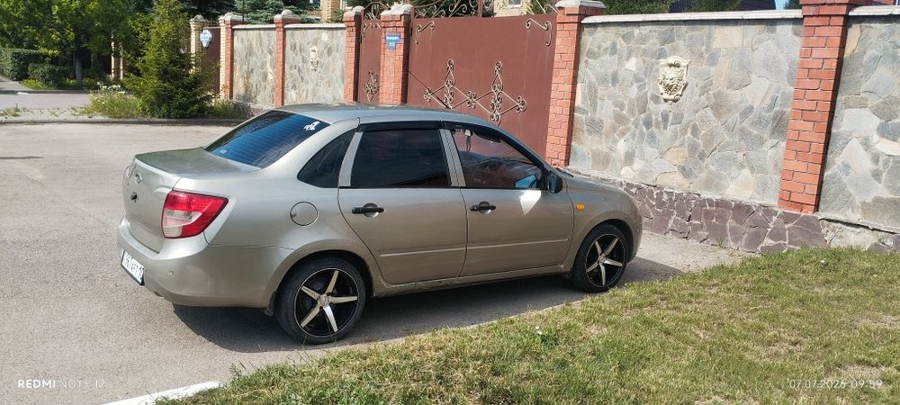 Продам ладу гранту