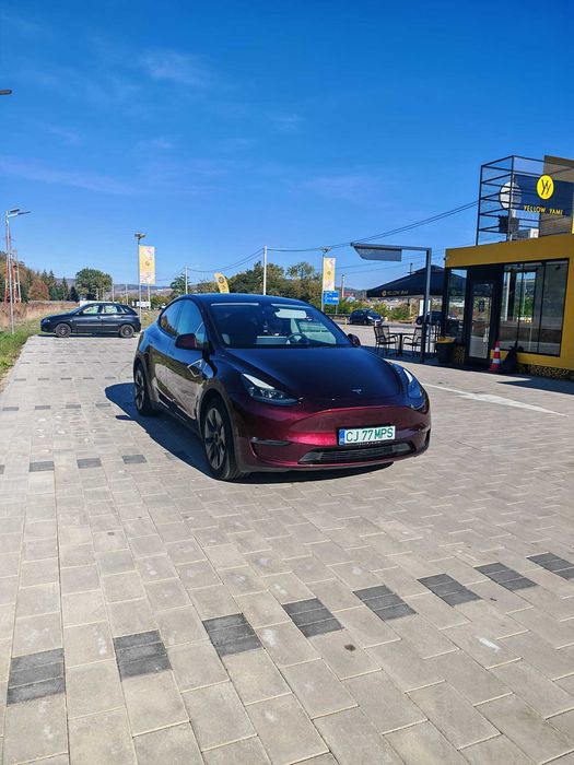 Tesla Model Y Long Range AWD | 2024 | 37.905 km | HW4 | Midnight Cherry Red